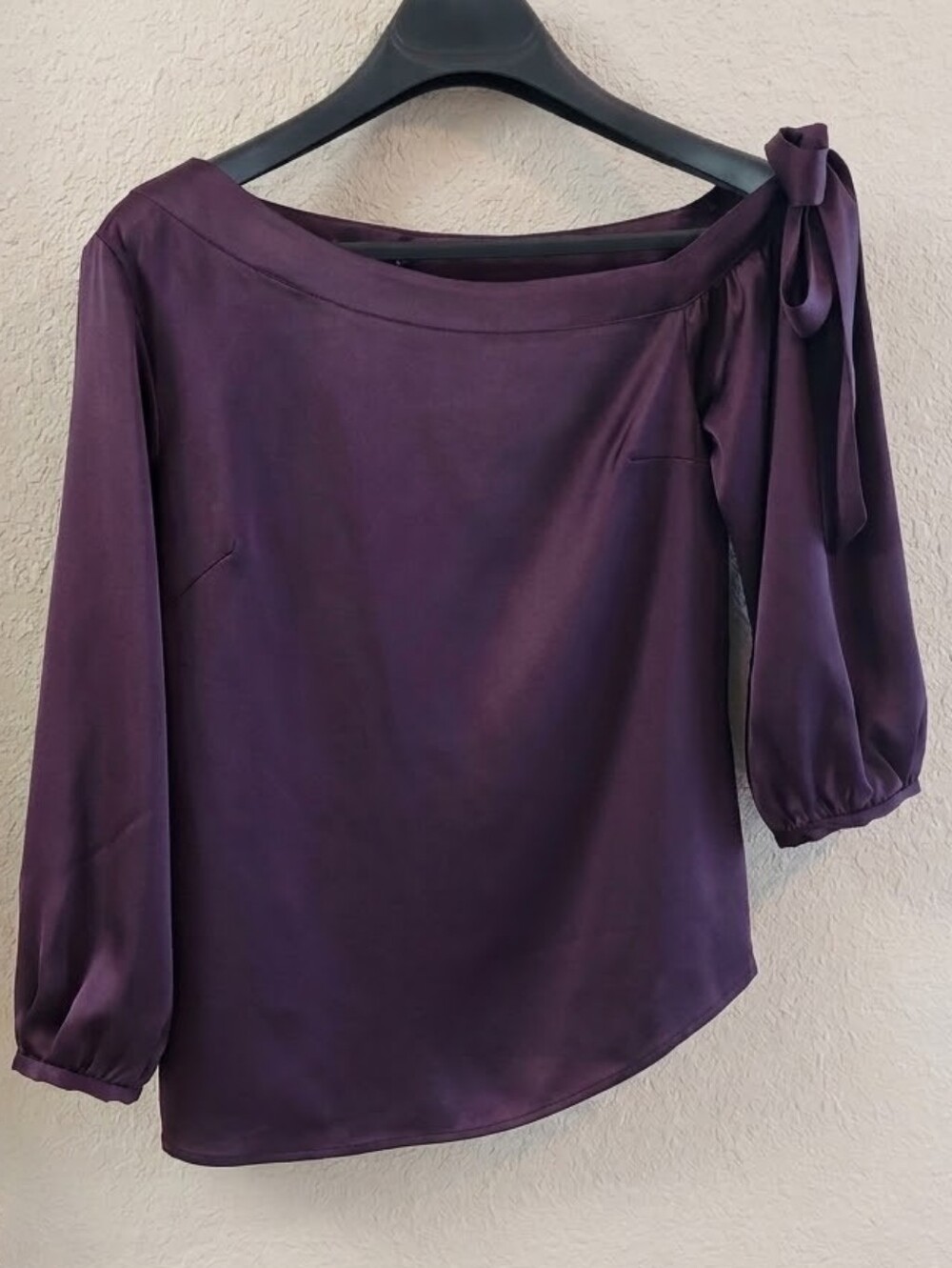 Banana Republic Asymmetrical one-shoulder blouse - Picture 2 of 7